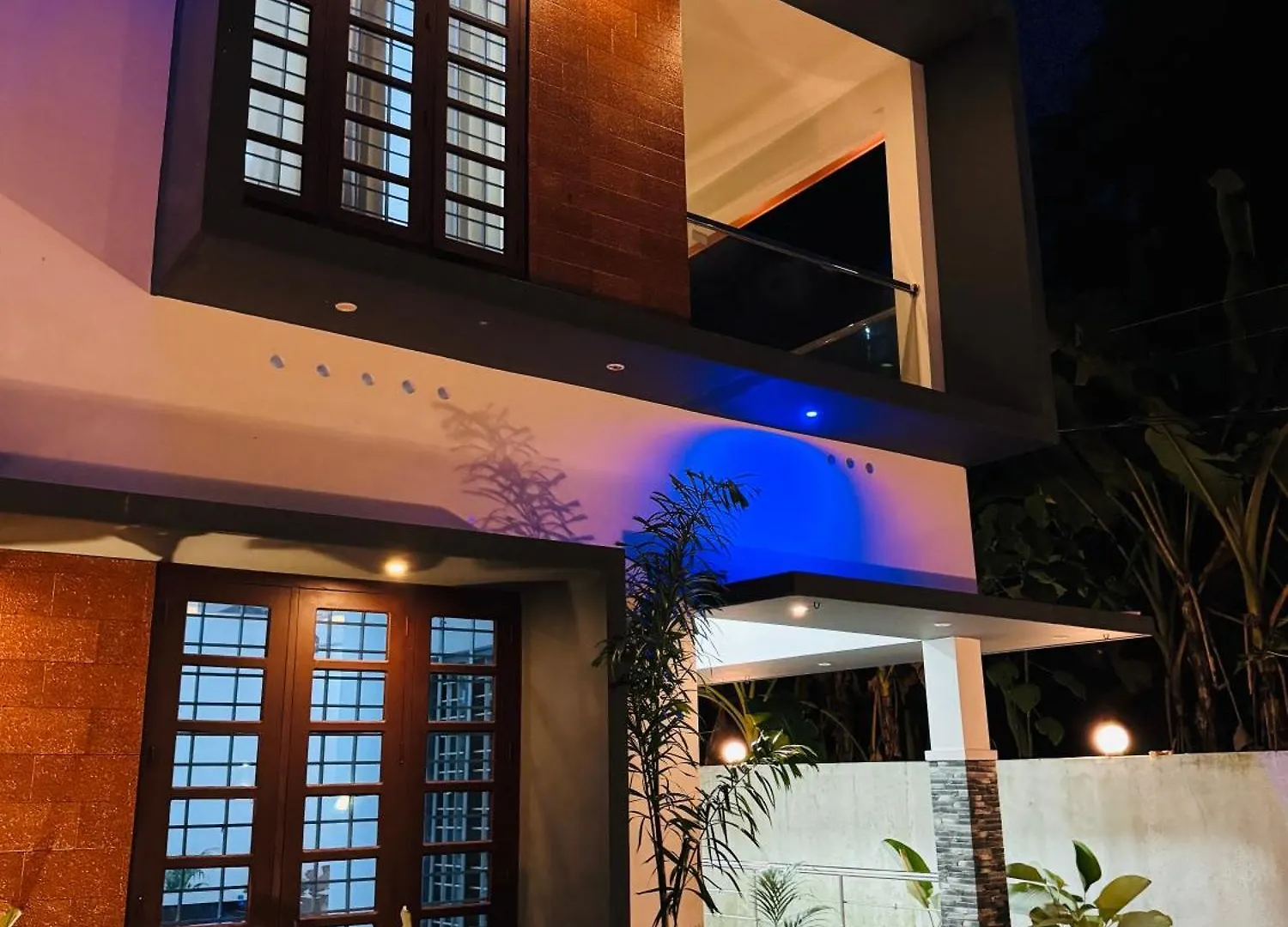 Explore Private Pool Villa Varkala
