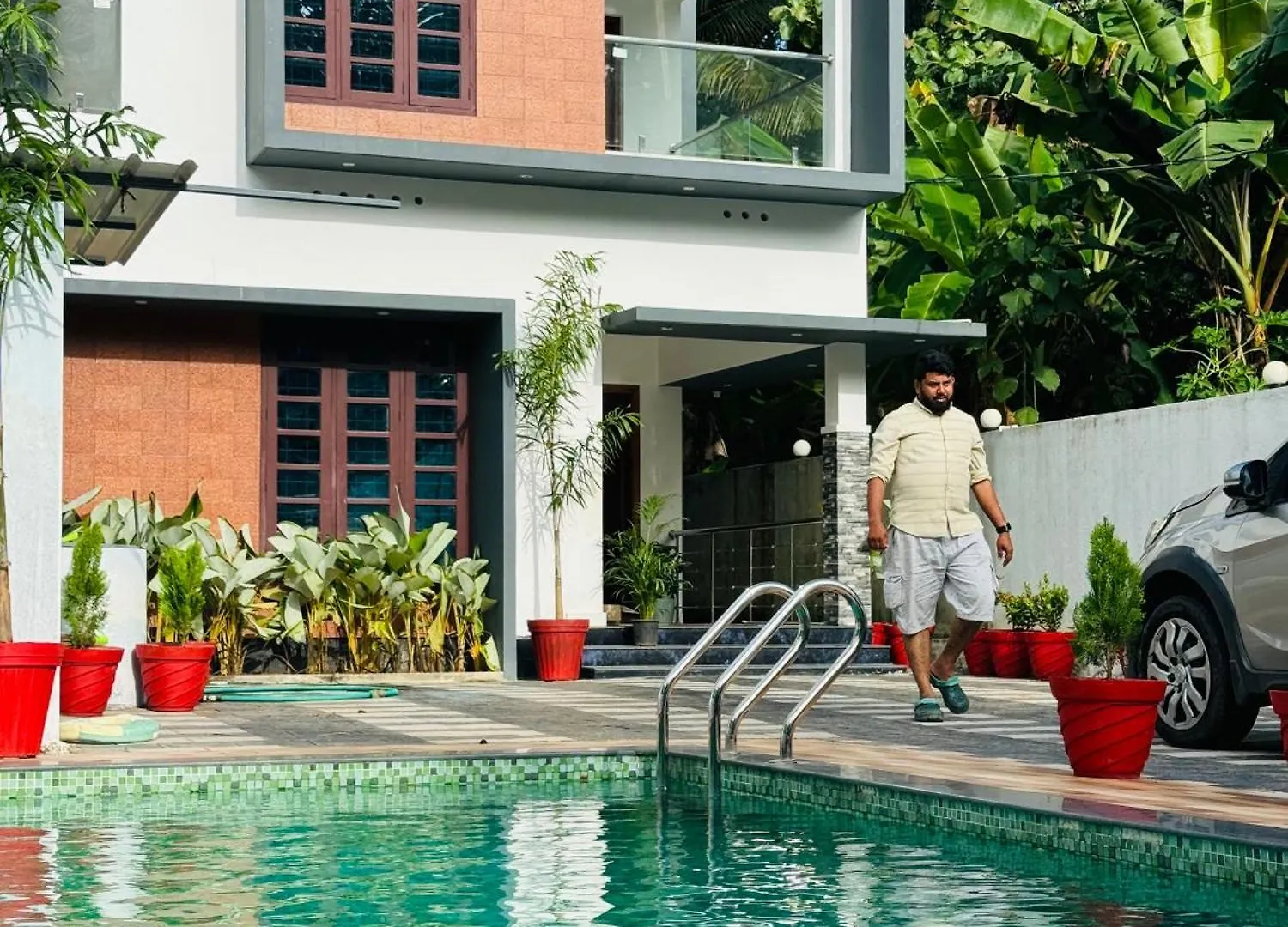 Explore Private Pool Villa Varkala 0*,  India